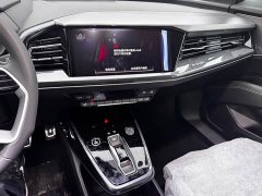 Audi Q5 e-tron 40 e-tron Shiny Mecha Suit - фото 7