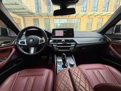 BMW 5 Series 530Li Leading M Sports Package - фото 9