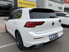 Volkswagen Golf 2023 280TSI DSG R-Line Lite - фото 4