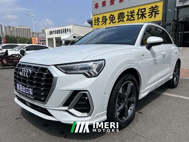 Audi Q3 35 TFSI Fashionable and Dynamic - автомобиль из Китая