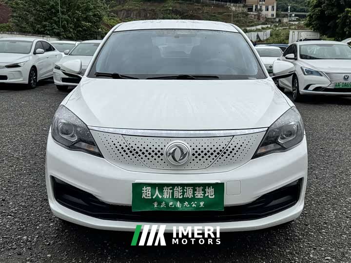 Dongfeng Fengshen E70 500 Super Edition - автомобиль из Китая