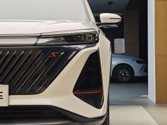 Changan CS75PLUS 2023 second generation 1.5T automatic elite - фото 2