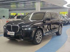 BMW X7 xDrive40i Leading Luxury Package - фото 1
