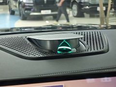 BMW X7 xDrive40i Leading Luxury Package - фото 16
