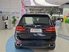 BMW X7 xDrive40i Leading Luxury Package - фото 6