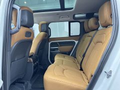 Land Rover Defender 2022 110 P400 Dark Special Edition - фото 9