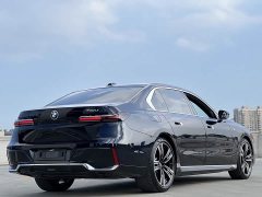 BMW 7 Series 2023 740Li M Sport Package - фото 11