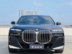 BMW 7 Series 2023 740Li M Sport Package - фото 2