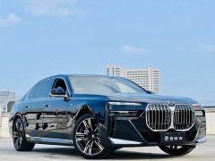 BMW 7 Series 2023 740Li M Sport Package - фото 3