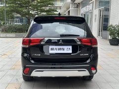 Mitsubishi Outlander 2021 2.4L four-wheel drive exclusive version 7 seats - фото 12