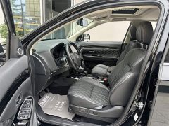 Mitsubishi Outlander 2021 2.4L four-wheel drive exclusive version 7 seats - фото 6
