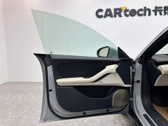 NIO ET5T 75kWh Touring - фото 15