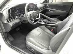 Lexus Elantra 2022 1.5L CVT GLX Elite Edition - фото 7