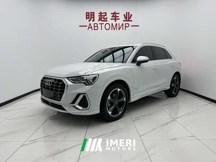 Audi Q3 35 TFSI Fashionable and Dynamic (1.4T) - автомобиль из Китая