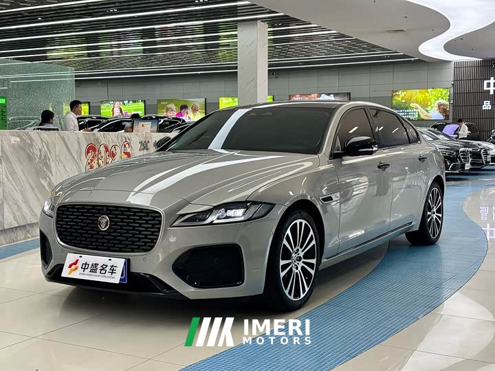 Jaguar XFL 2.0T P250 two-wheel drive exclusive luxury version