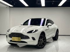 Aston Martin DBX 4.0T V8 Flawless Flame - фото 1
