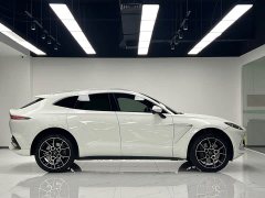 Aston Martin DBX 4.0T V8 Flawless Flame - фото 7