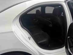 Mercedes-Benz A-Class Facelift A 200 L Fashion - фото 20