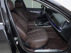 BMW 7 Series 2023 735Li Luxury Line - фото 14