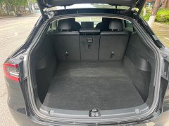Tesla Model Y rear-wheel drive version - фото 10