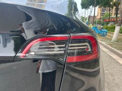 Tesla Model Y rear-wheel drive version - фото 11