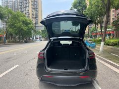 Tesla Model Y rear-wheel drive version - фото 9