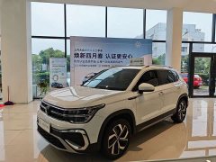 Lynk & Co Tuyue 2024 300TSI two-wheel drive full moon version - фото 1