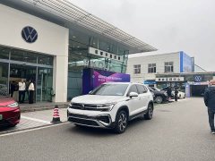 Lynk & Co Tuyue 2024 300TSI two-wheel drive full moon version - фото 17