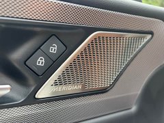 Jaguar XEL 2.0T 250PS R-DYNAMIC S aggressive sports version - фото 8