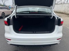 Geely Emgrand 4th Gen 1.5L CVT Deluxe - фото 14