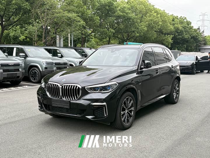 BMW X5 2022 facelift xDrive 30Li M sports package - автомобиль из Китая