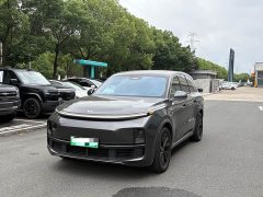 Li Auto Ideal L8 2023 Pro - фото 1