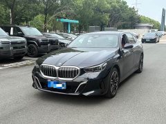 BMW 5 Series (Imported) 2024 525i M Sports Package - фото 1