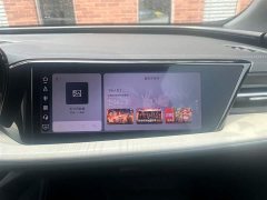 Audi Q5L 2.0T Exclusive Edition for Ten Million Users - фото 14