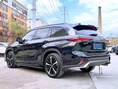 Toyota Crown Kluger 2023 2.5L HEV AWD Premium Edition - фото 6