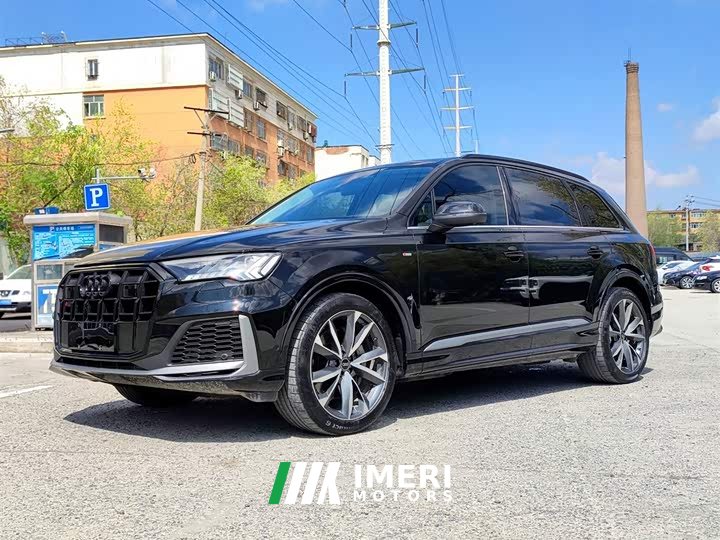 Audi Q7 2023 55 TFSI quattro S line Sport - автомобиль из Китая