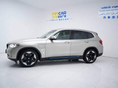 BMW iX3 Leading - фото 3
