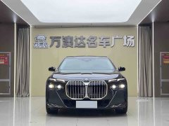 BMW 7 Series 2023 735Li M Sports Package - фото 3