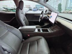 Tesla Model Y long-range all-wheel drive version - фото 17