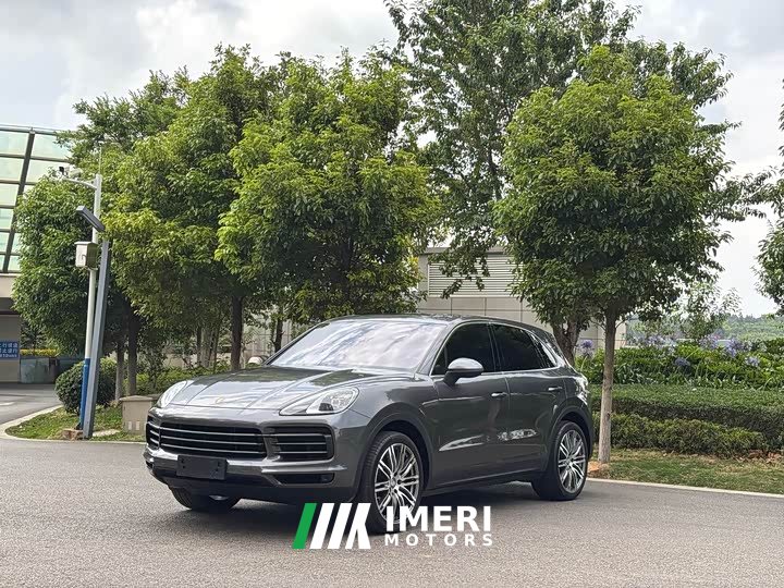 Porsche Cayenne 2019 Cayenne 3.0T - автомобиль из Китая
