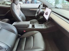 Tesla Model 3 2022 rear-wheel drive version - фото 17