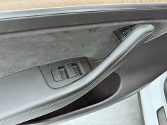Tesla Model Y long-range all-wheel drive version - фото 16