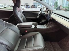 Tesla Model Y long-range all-wheel drive version - фото 17