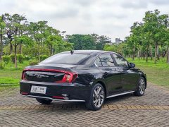 Lexus Mingtu 1.8L CVT LUX Premium Edition - фото 4