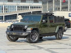 Mercedes-Benz Gladiator 2022 3.6L advance version - фото 1