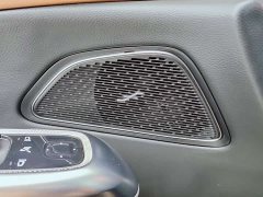 Mercedes-Benz E-Class E 300 L Fashionable and Sporty - фото 10