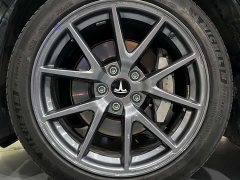 Tesla Model 3 rear-wheel drive version - фото 11
