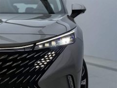 BMW Roewe RX5 New Energy eRX5 Super Hybrid Superior Edition - фото 4