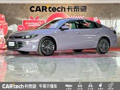 Volkswagen Passat 2025 Pro 380TSI Longyun Edition - фото 1