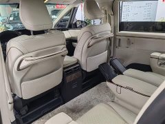 Lexus LM 2023 500h six-seater premium version - фото 9
